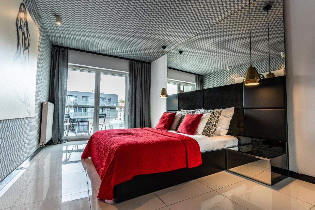 Apartamenty Homely Place Serce Poznania - Stary Rynek - Parking