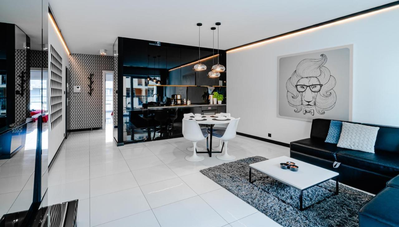 Apartament Homely Place Serce Poznania - Stary Rynek - Parking Poznań